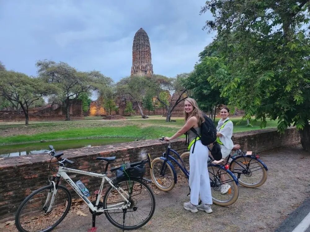Photograph Thailand’s misty mountains from your bike